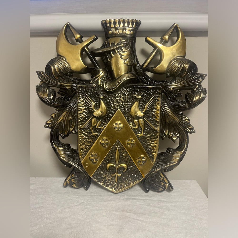 Vintage Metal Wall Crest Medieval Style Coat Of Arms Made In Japan 18”x 17”